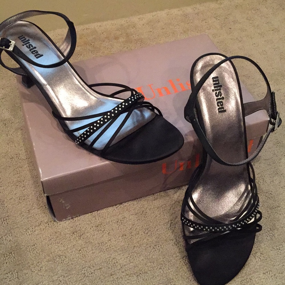 Unlisted heels